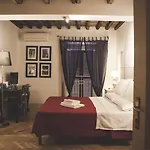 The Bluehostel Гостевой дом