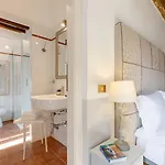 The Bluehostel 4*