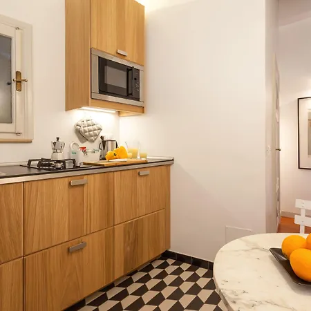 The Bluehostel בית הארחה 4*