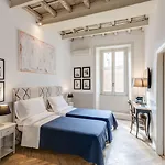 The Bluehostel بيت ضيافة 4*