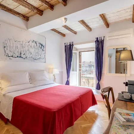 The Bluehostel Rome